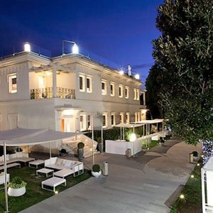 “Villa Diamante, Palcoscenico Napoletano Della Cucina Salutare”